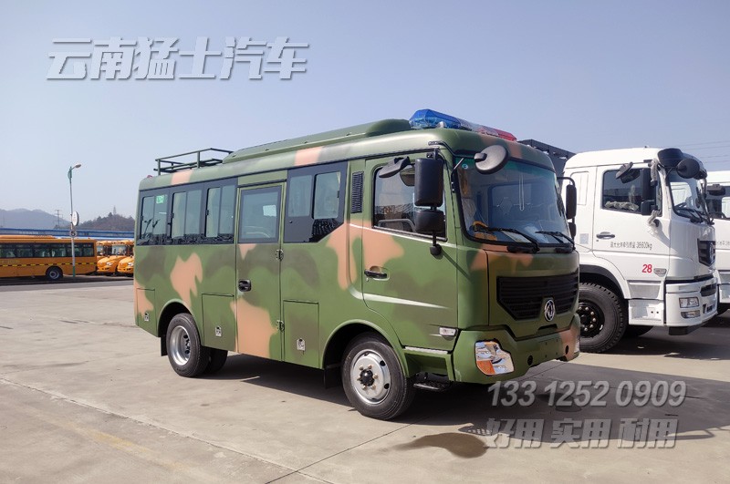 沙漠客車(chē),四驅(qū)越野客車(chē),東風(fēng)客車(chē),15座中巴車(chē),沙漠旅游車(chē)