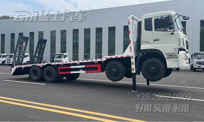 東風(fēng)8*4,平板運(yùn)輸車(chē),汽車(chē)挖機(jī)板,平板挖機(jī)車(chē),公路救援車(chē),應(yīng)急搶修車(chē),車(chē)輛救援,重型卡車(chē),特種運(yùn)輸車(chē)